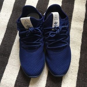 Adidas Pharrell Williams Hu sneakers